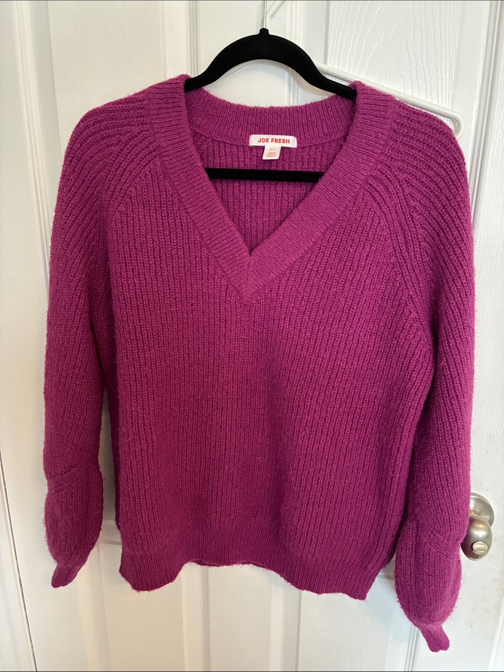 Joe Fresh Women's V-Neck Raspberry Ribbed Sweater
